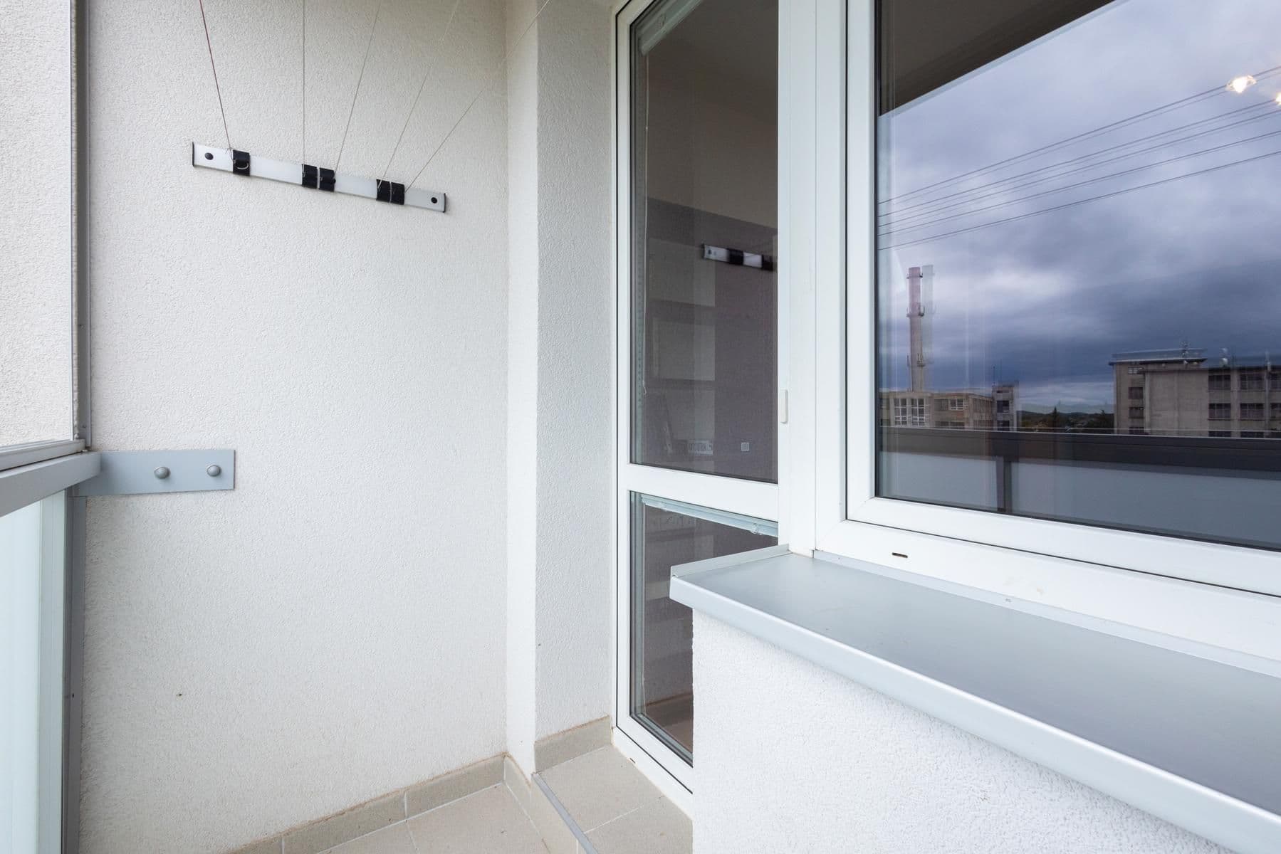 Predaj bytu 3-izbový 65 m², Jeřábová, Dobříš, Středočeský kraj Predaj bytu 3-izbový 65 m², Jeřábová, Dobříš, Středočeský kraj