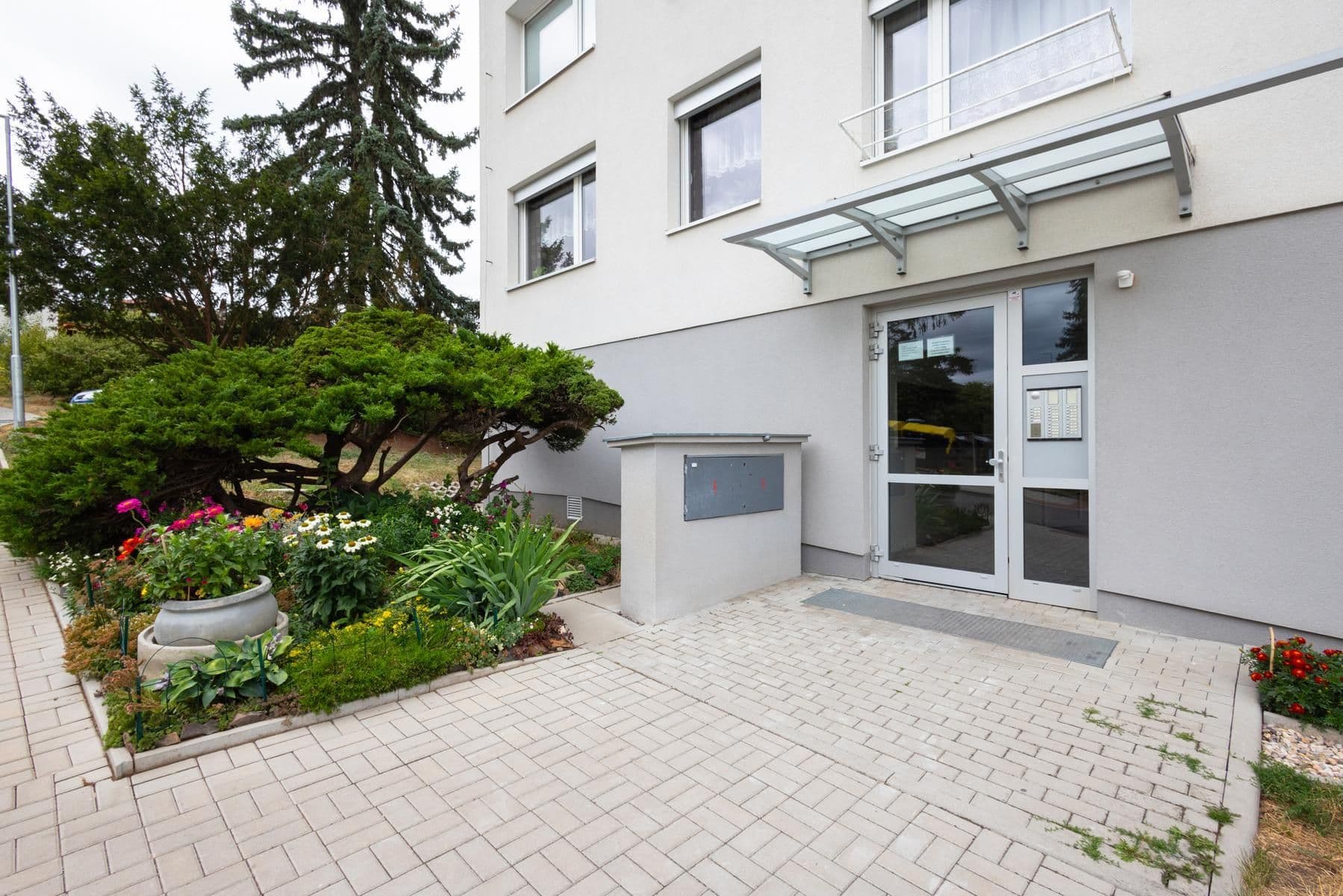 Predaj bytu 3-izbový 65 m², Jeřábová, Dobříš, Středočeský kraj Predaj bytu 3-izbový 65 m², Jeřábová, Dobříš, Středočeský kraj
