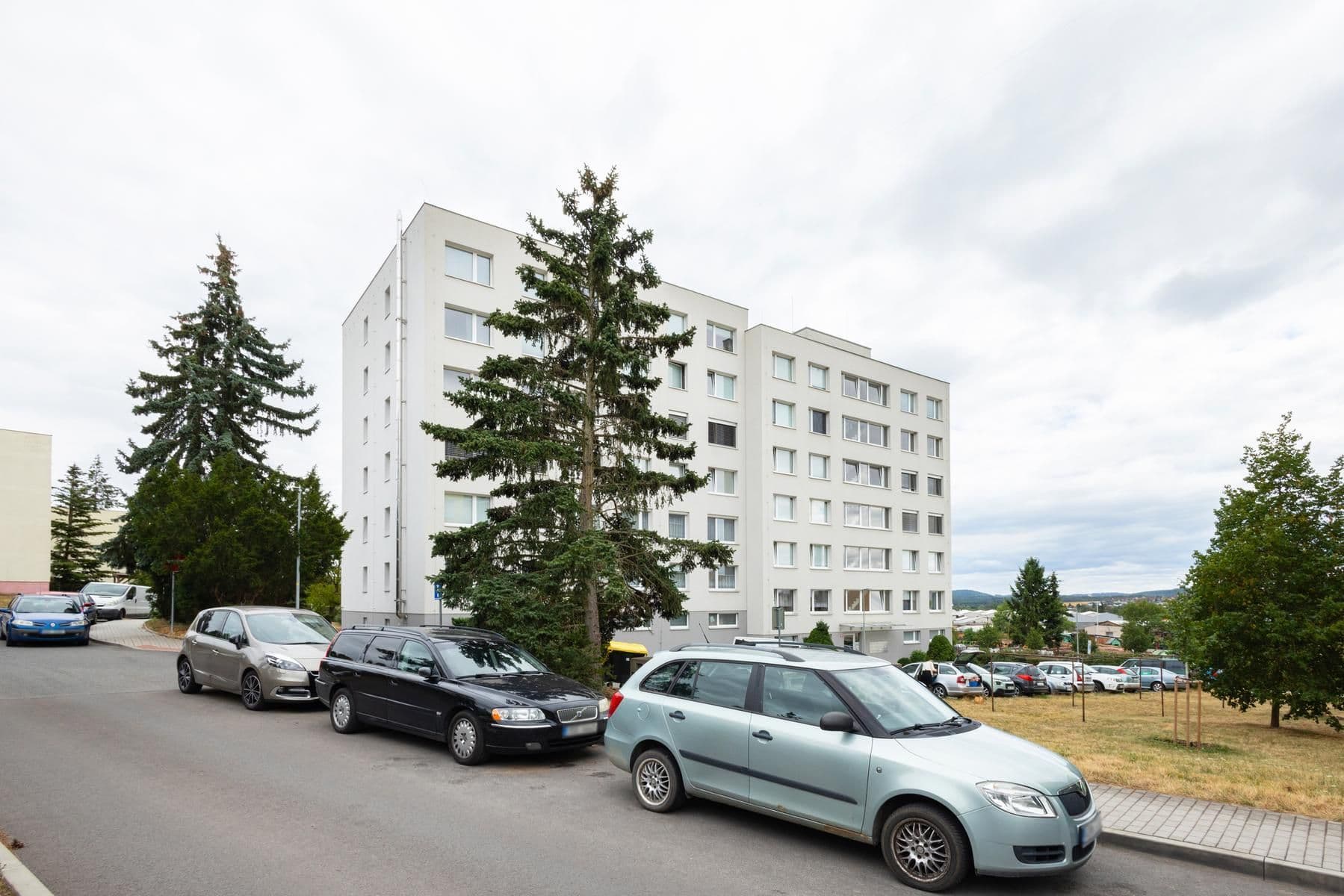 Predaj bytu 3-izbový 65 m², Jeřábová, Dobříš, Středočeský kraj Predaj bytu 3-izbový 65 m², Jeřábová, Dobříš, Středočeský kraj