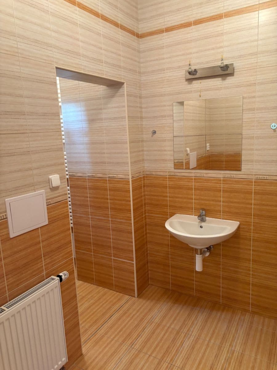 Prenájom bytu 2-izbový 72 m², Vltavská, Praha, Praha Prenájom bytu 2-izbový 72 m², Vltavská, Praha, Praha