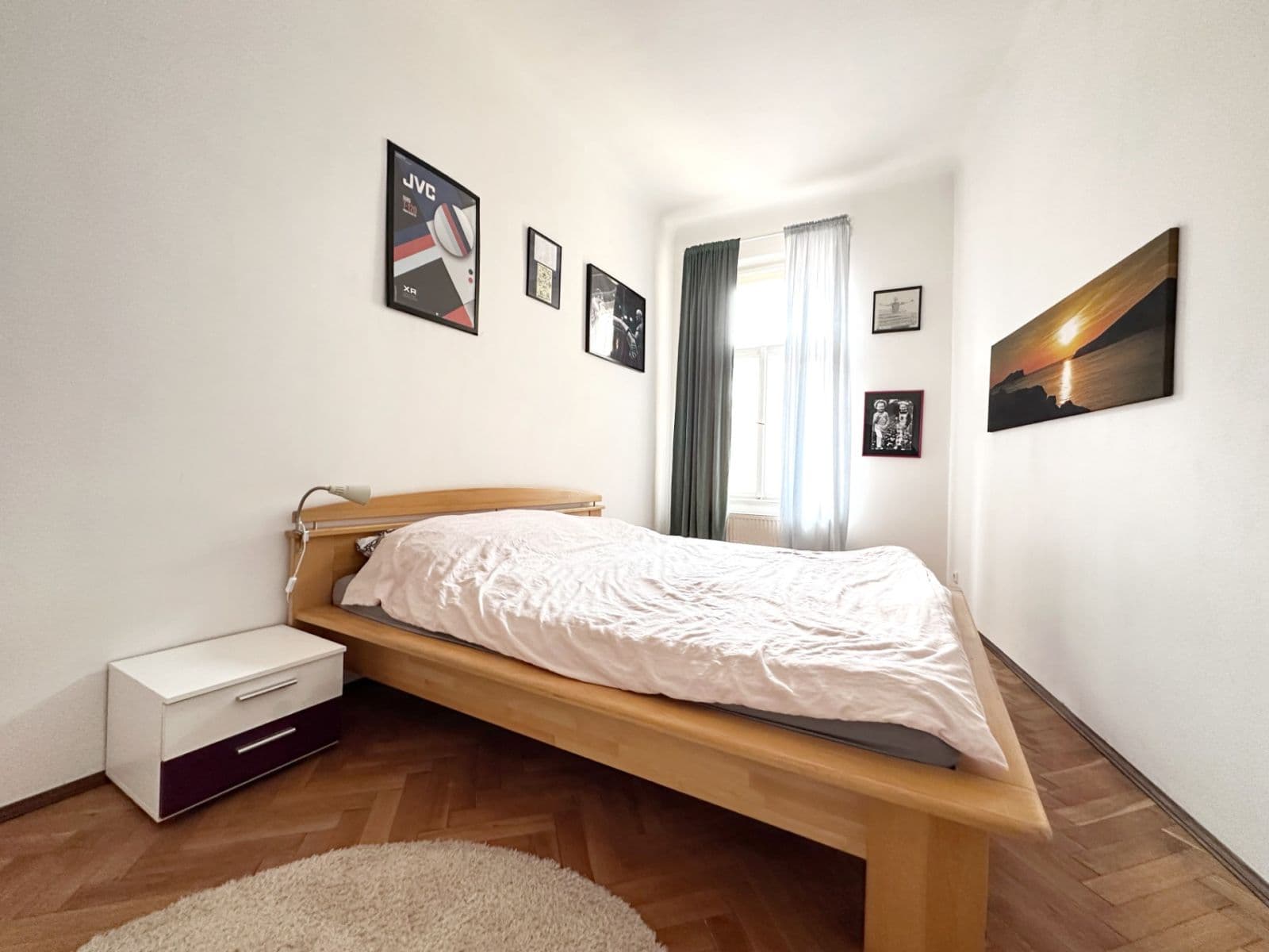 Prenájom bytu 3-izbový 60 m², Klimentská, Praha, Praha Prenájom bytu 3-izbový 60 m², Klimentská, Praha, Praha