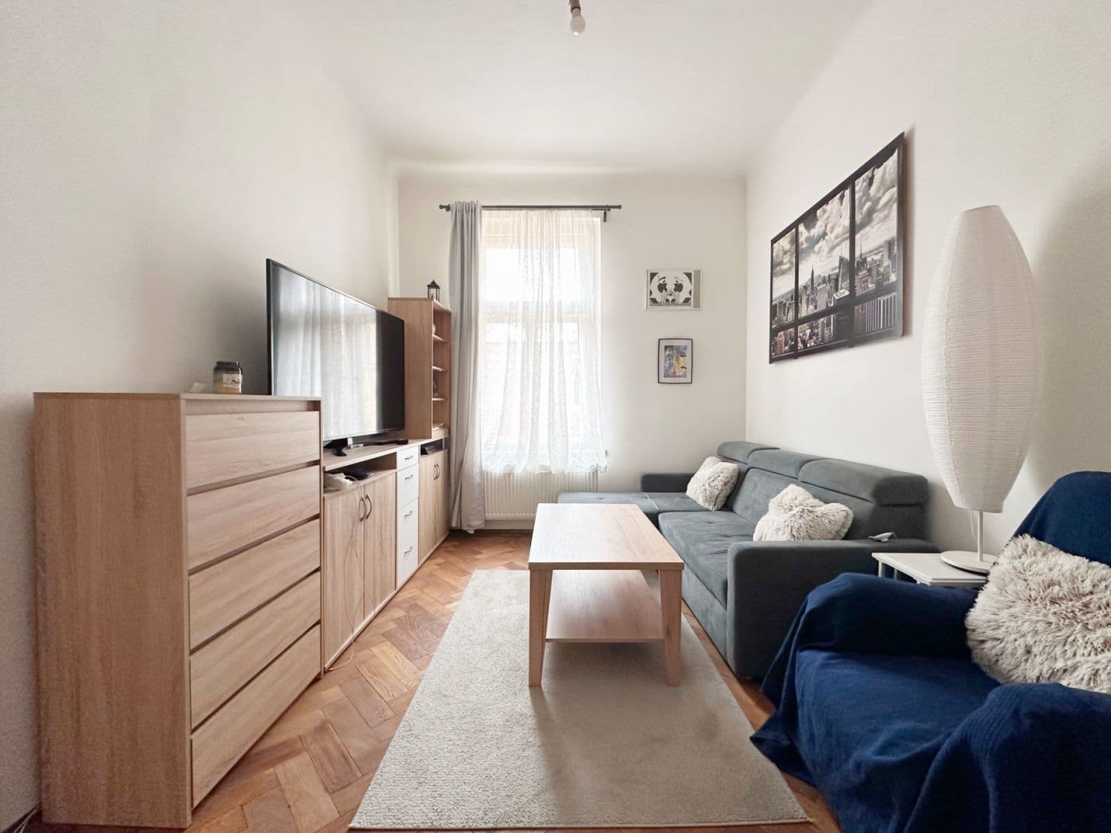 Prenájom bytu 3-izbový 60 m², Klimentská, Praha, Praha Prenájom bytu 3-izbový 60 m², Klimentská, Praha, Praha