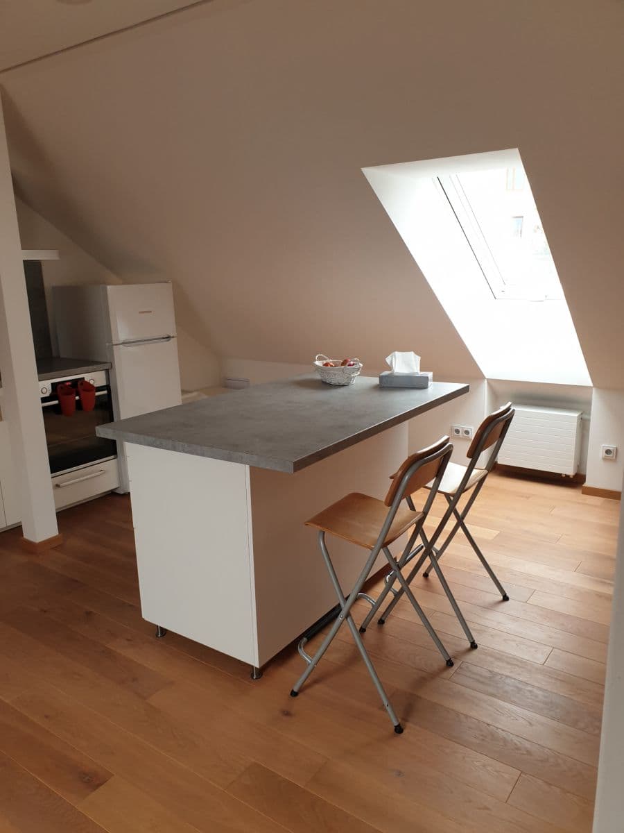Prenájom bytu 2-izbový 72 m², Rektorská, Praha, Praha Prenájom bytu 2-izbový 72 m², Rektorská, Praha, Praha