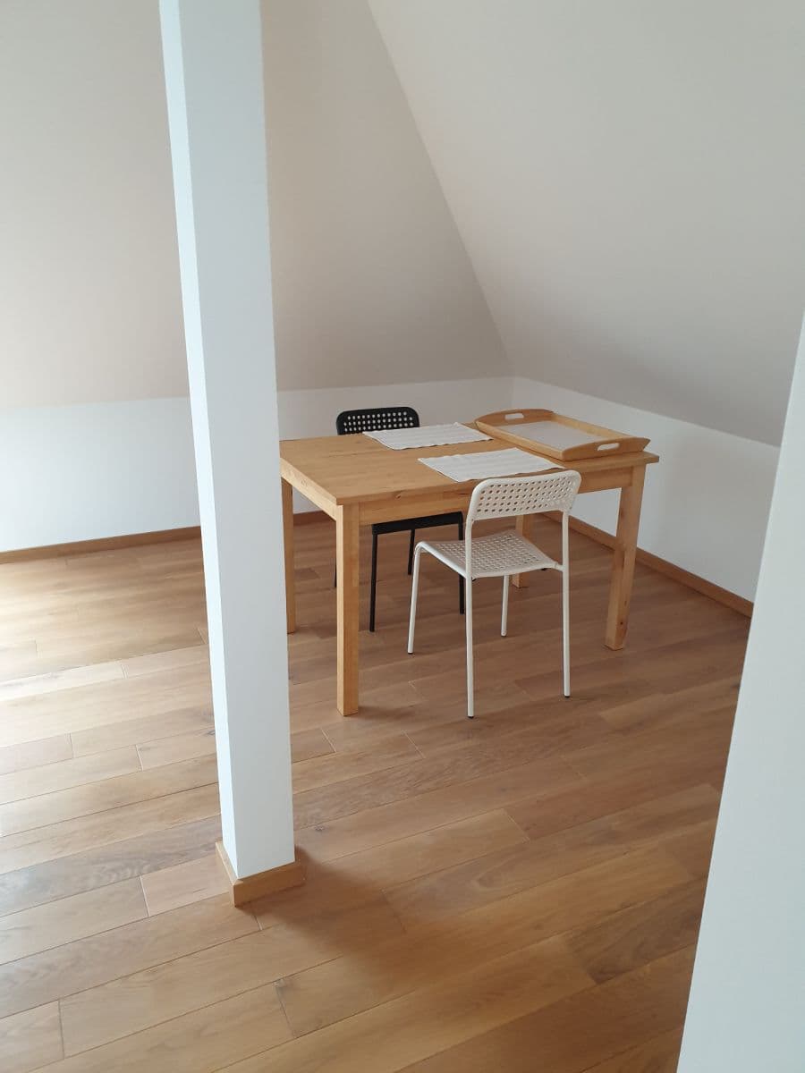 Prenájom bytu 2-izbový 72 m², Rektorská, Praha, Praha Prenájom bytu 2-izbový 72 m², Rektorská, Praha, Praha