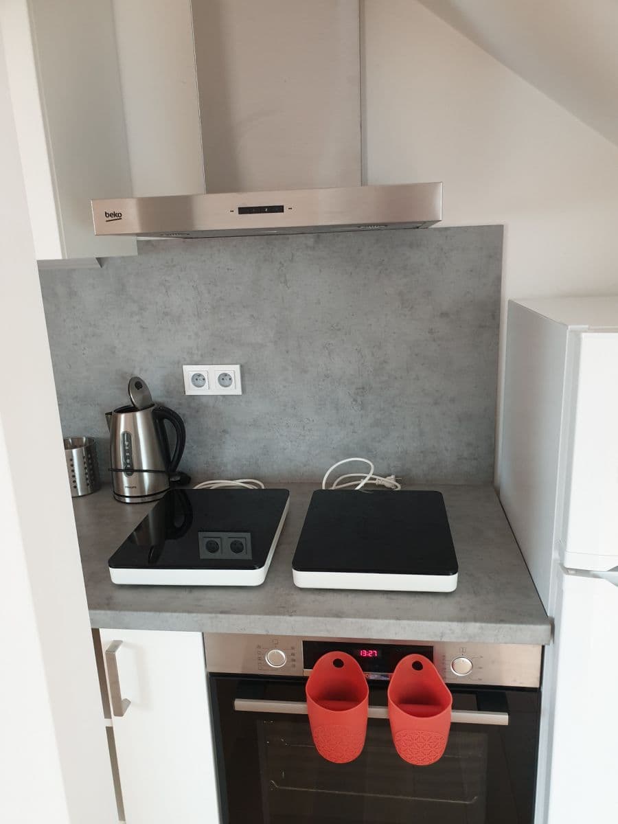 Prenájom bytu 2-izbový 72 m², Rektorská, Praha, Praha Prenájom bytu 2-izbový 72 m², Rektorská, Praha, Praha