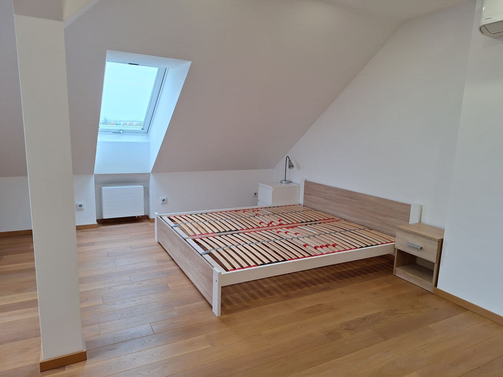 Prenájom bytu 2-izbový 72 m², Rektorská, Praha, Praha Prenájom bytu 2-izbový 72 m², Rektorská, Praha, Praha