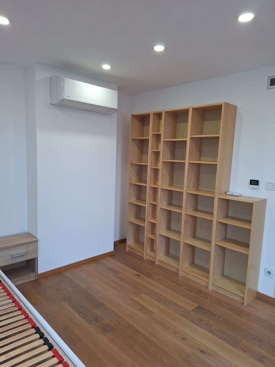 Prenájom bytu 2-izbový 72 m², Rektorská, Praha, Praha Prenájom bytu 2-izbový 72 m², Rektorská, Praha, Praha