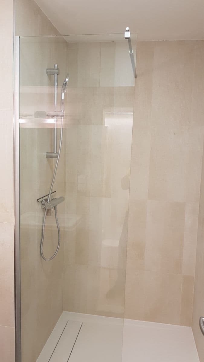 Prenájom bytu 1-izbový 35 m², Pod Zámečkem, Hradec Králové, Královéhradecký kraj Prenájom bytu 1-izbový 35 m², Pod Zámečkem, Hradec Králové, Královéhradecký kraj