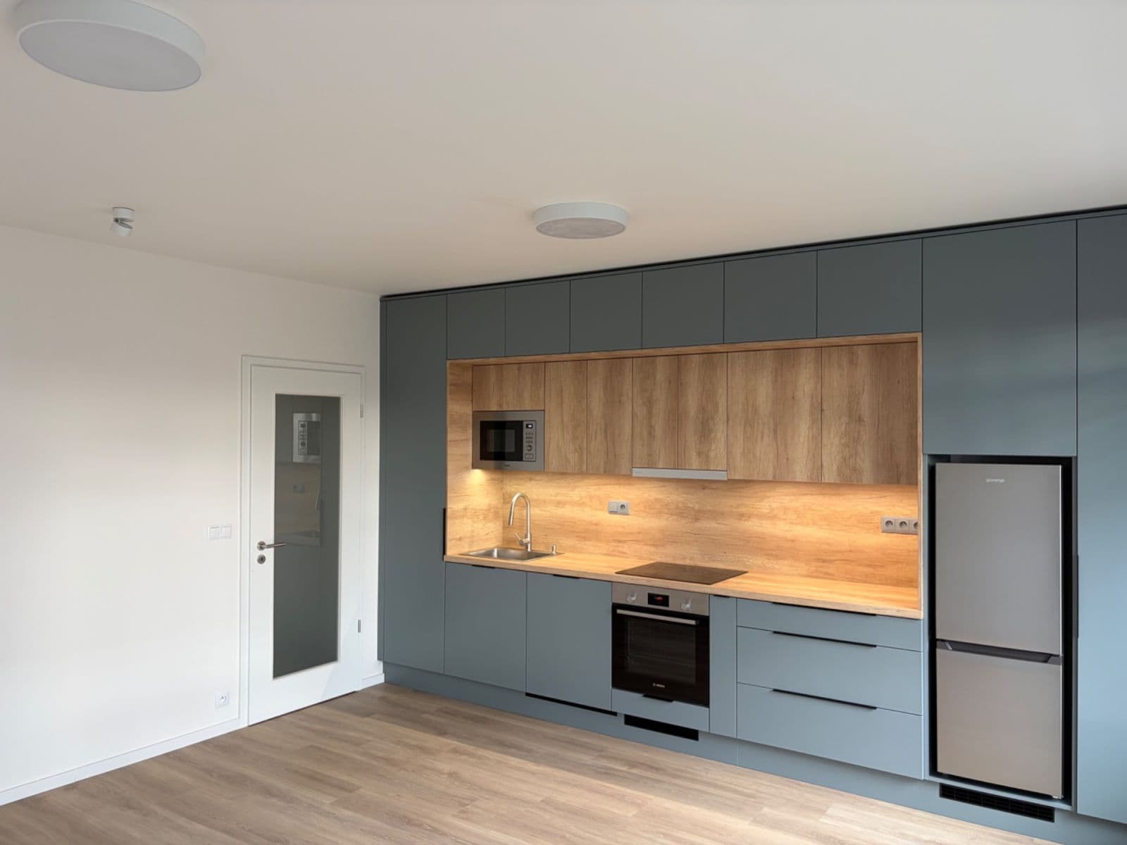 Prenájom bytu 1-izbový 38 m², Divíškové, Praha, Praha Prenájom bytu 1-izbový 38 m², Divíškové, Praha, Praha