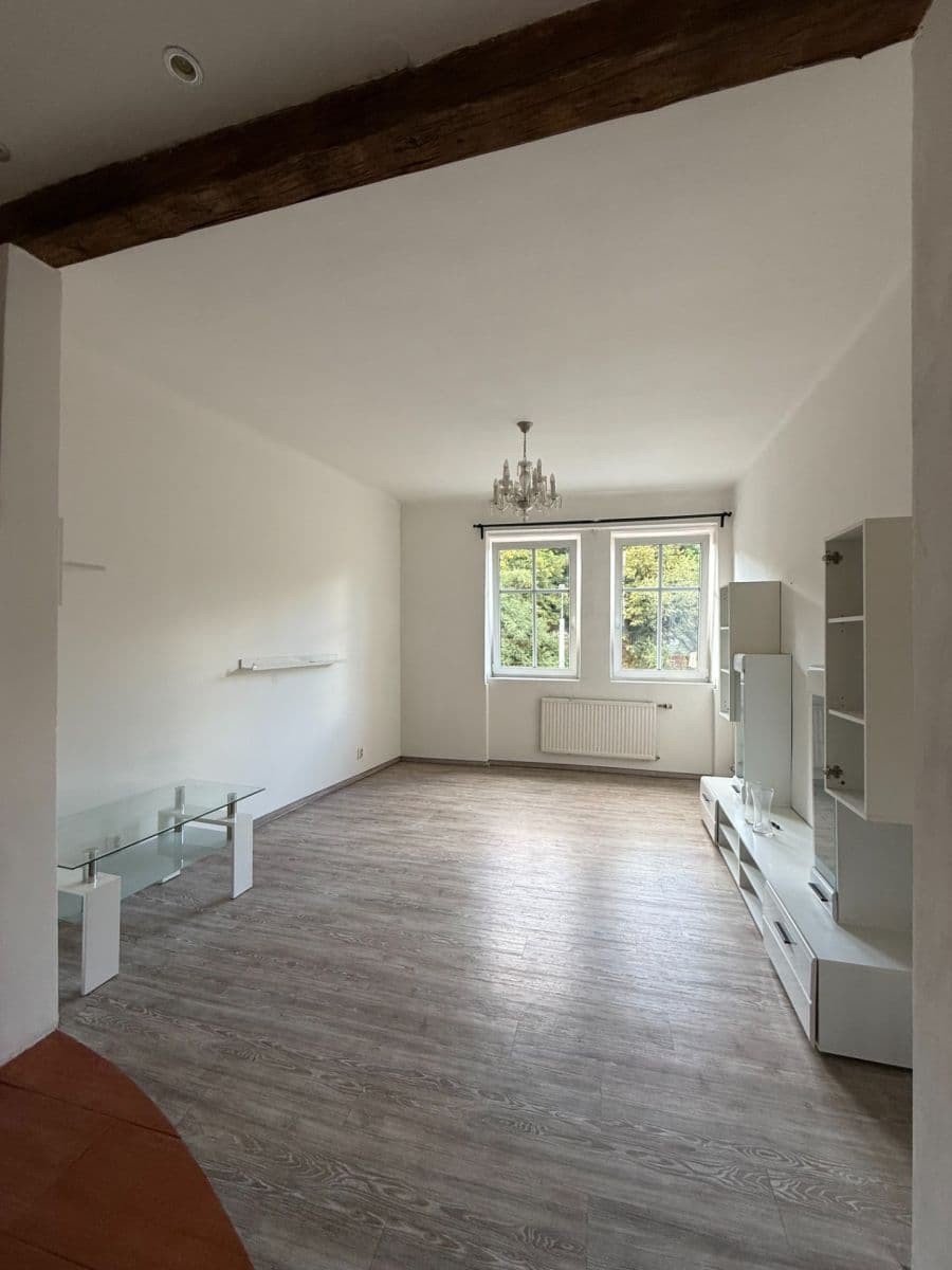 Prenájom bytu 2-izbový 40 m², Francouzská, Praha, Praha Prenájom bytu 2-izbový 40 m², Francouzská, Praha, Praha