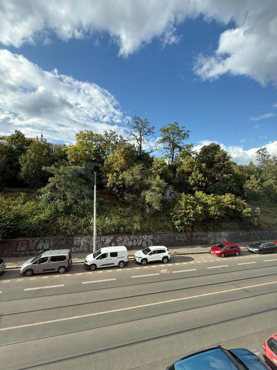 Prenájom bytu 2-izbový 40 m², Francouzská, Praha, Praha Prenájom bytu 2-izbový 40 m², Francouzská, Praha, Praha