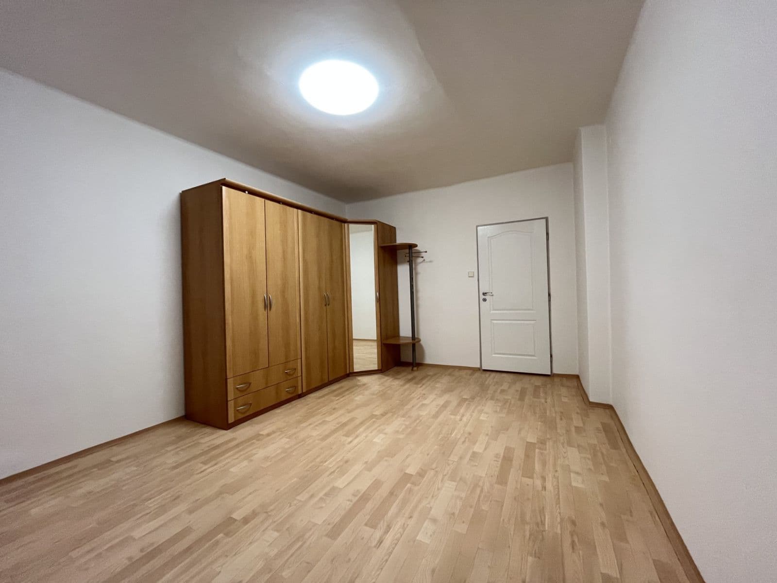 Prenájom bytu 3-izbový 70 m², Štefánikova, Louny, Ústecký kraj Prenájom bytu 3-izbový 70 m², Štefánikova, Louny, Ústecký kraj
