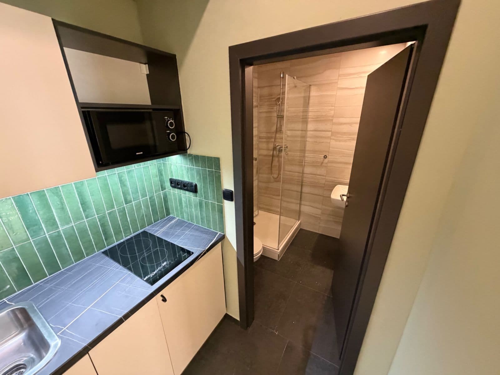 Prenájom nebytového priestoru 18 m², Ondříčkova, Praha, Praha Prenájom nebytového priestoru 18 m², Ondříčkova, Praha, Praha