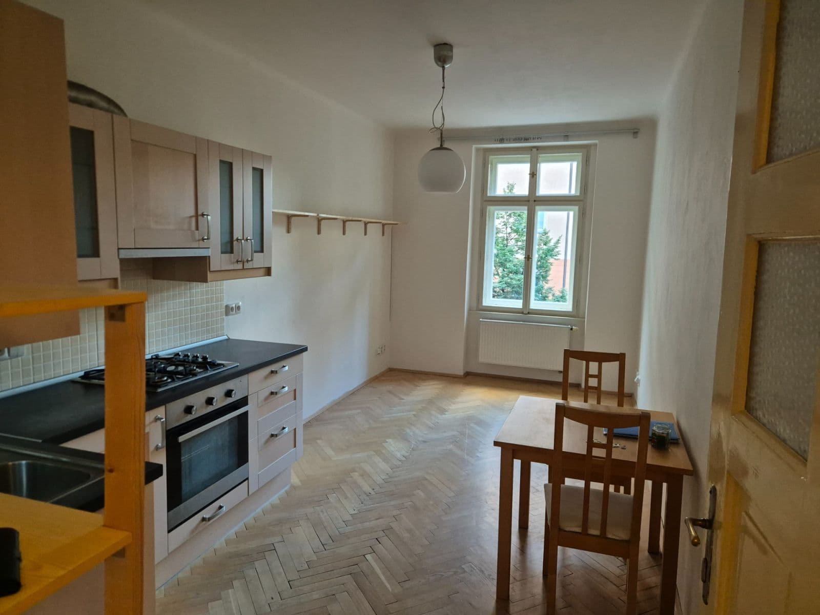 Prenájom bytu 2-izbový 48 m², Čajkovského, Praha, Praha Prenájom bytu 2-izbový 48 m², Čajkovského, Praha, Praha