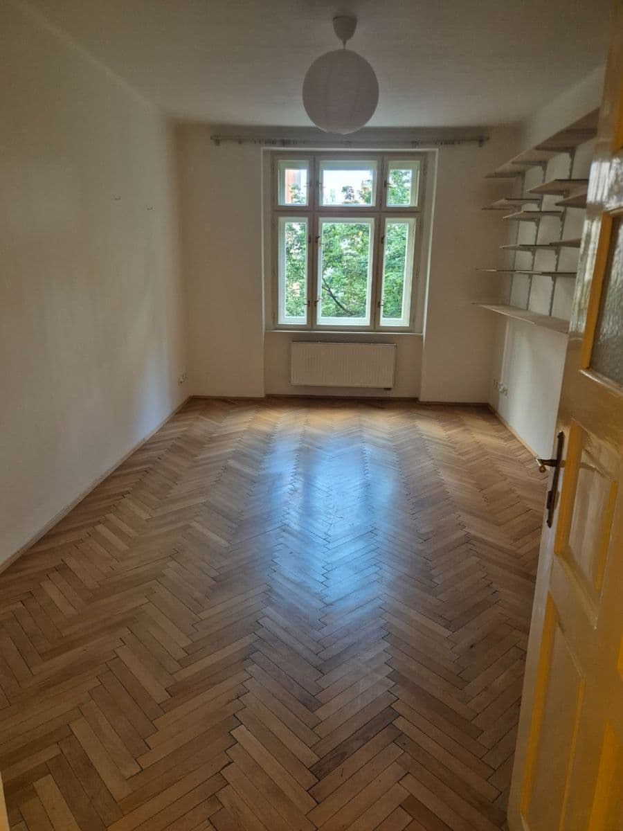 Prenájom bytu 2-izbový 48 m², Čajkovského, Praha, Praha Prenájom bytu 2-izbový 48 m², Čajkovského, Praha, Praha