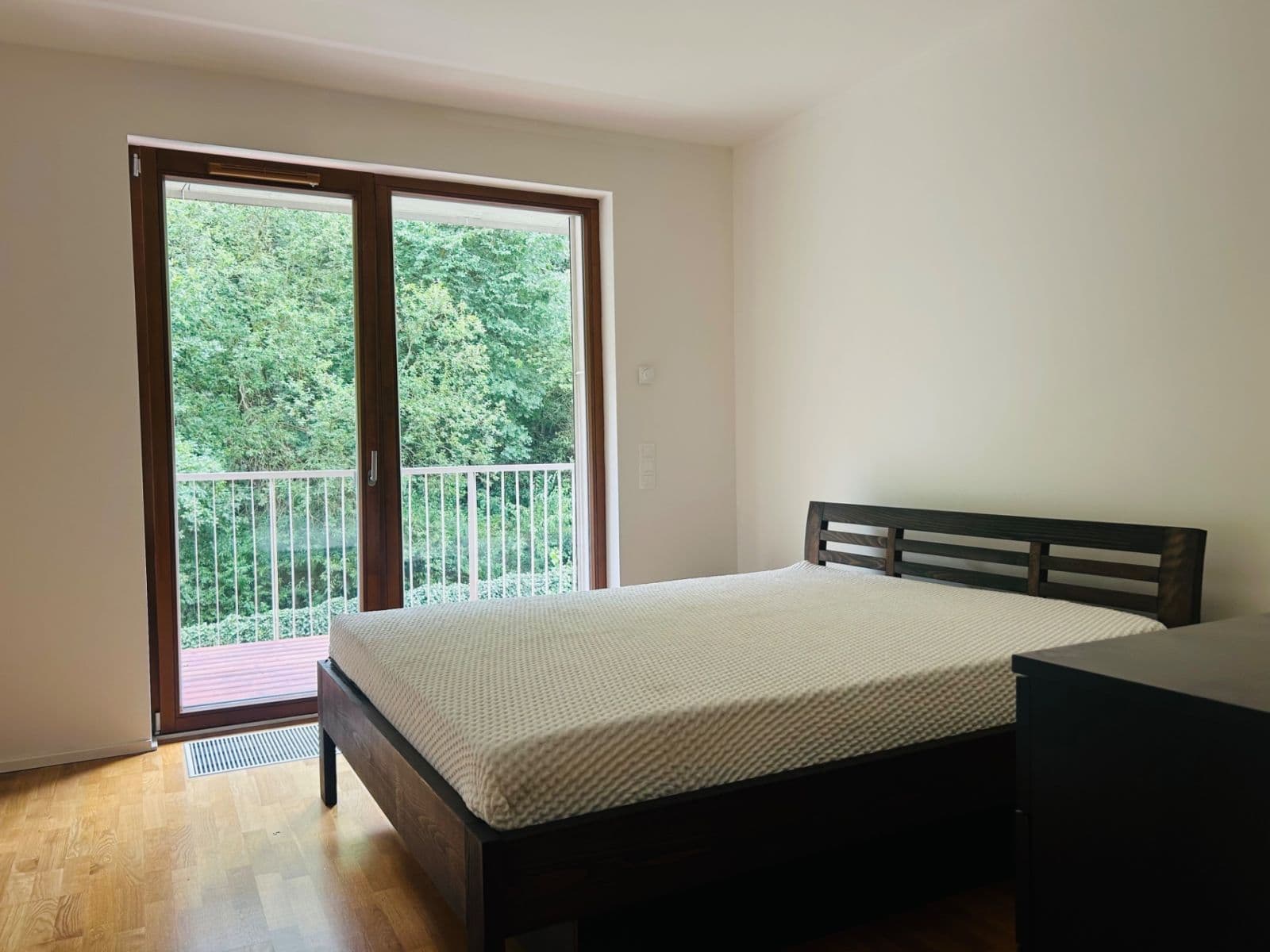 Prenájom bytu 2-izbový 54 m², Naskové, Praha, Praha Prenájom bytu 2-izbový 54 m², Naskové, Praha, Praha