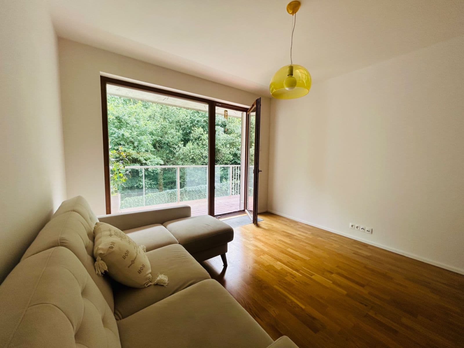 Prenájom bytu 2-izbový 54 m², Naskové, Praha, Praha Prenájom bytu 2-izbový 54 m², Naskové, Praha, Praha