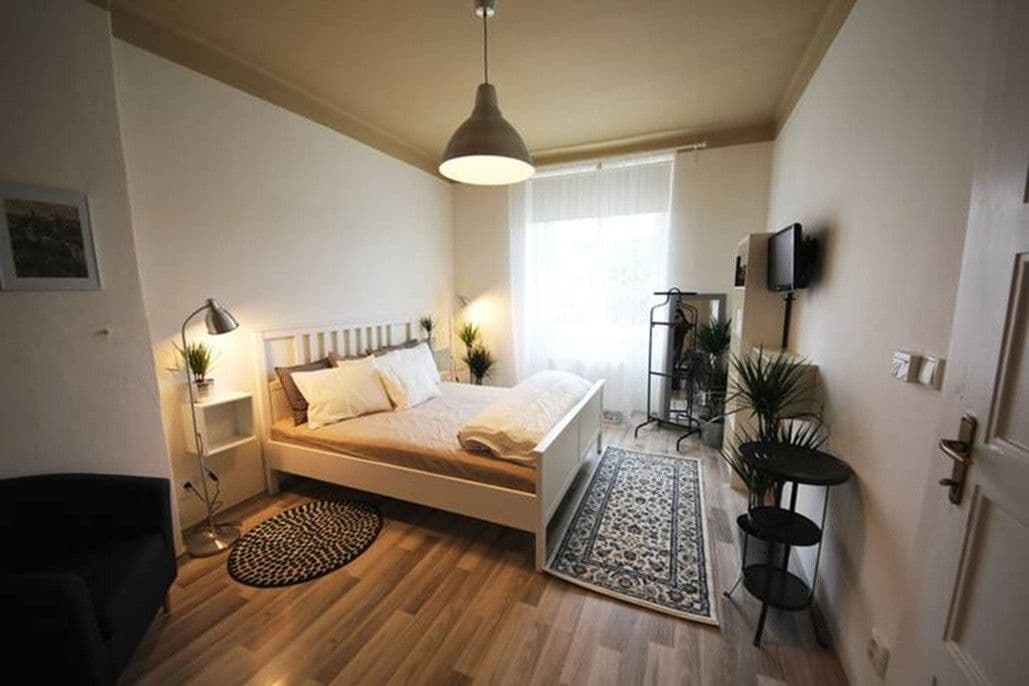 Prenájom bytu 1-izbový 34 m², 5. května, Praha, Praha Prenájom bytu 1-izbový 34 m², 5. května, Praha, Praha