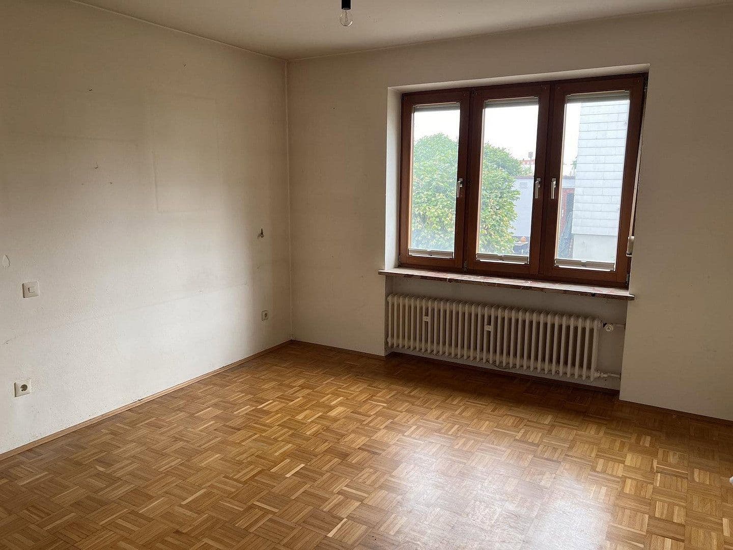Predaj domu 140 m², pozemok 630 m², Bozener Straße 32, Rosenheim, Bavorsko Predaj domu 140 m², pozemok 630 m², Bozener Straße 32, Rosenheim, Bavorsko