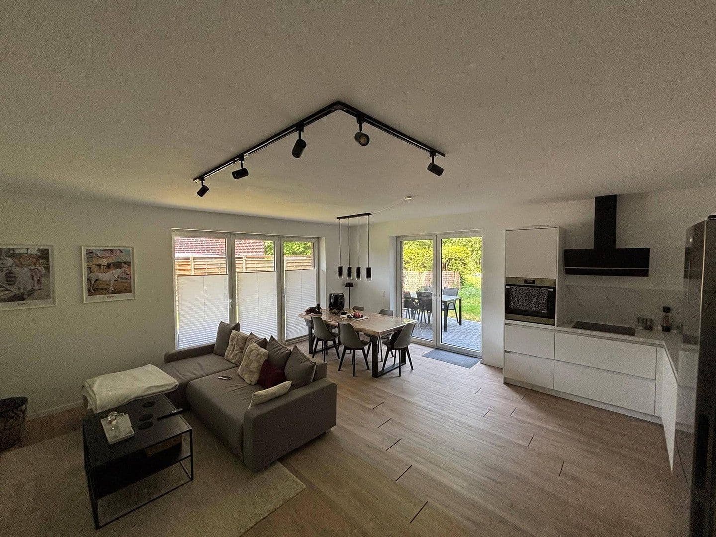 Predaj bytu 2-izbový 71 m², Teutoburger Weg 83c, Schloß Holte-Stukenbrock, Severné Porýnie - Westfálsko Predaj bytu 2-izbový 71 m², Teutoburger Weg 83c, Schloß Holte-Stukenbrock, Severné Porýnie - Westfálsko