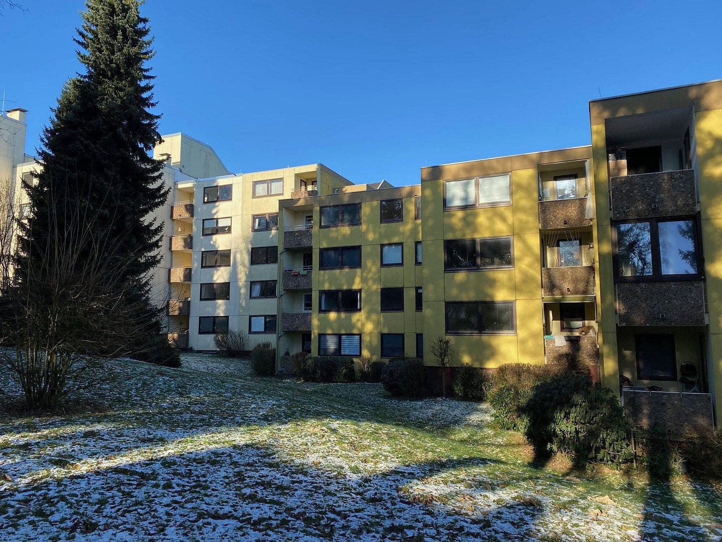 Prenájom bytu 3-izbový 85 m², Am Gottesberg 25, Bielefeld, Severné Porýnie - Westfálsko Prenájom bytu 3-izbový 85 m², Am Gottesberg 25, Bielefeld, Severné Porýnie - Westfálsko