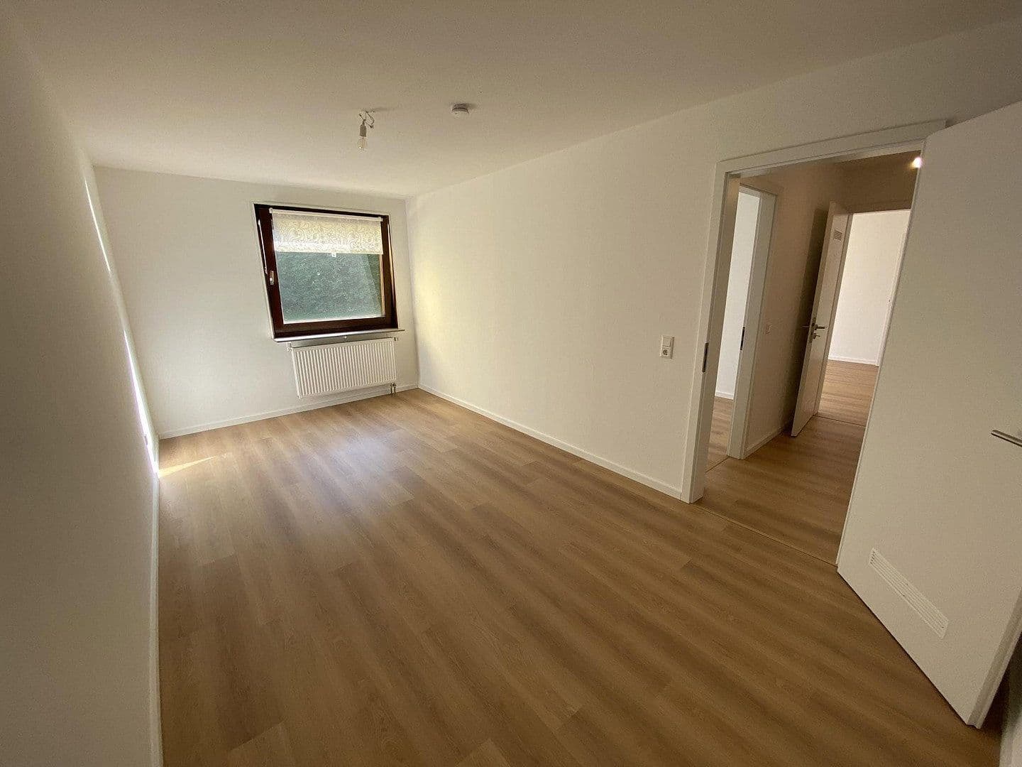 Prenájom bytu 3-izbový 85 m², Am Gottesberg 25, Bielefeld, Severné Porýnie - Westfálsko Prenájom bytu 3-izbový 85 m², Am Gottesberg 25, Bielefeld, Severné Porýnie - Westfálsko