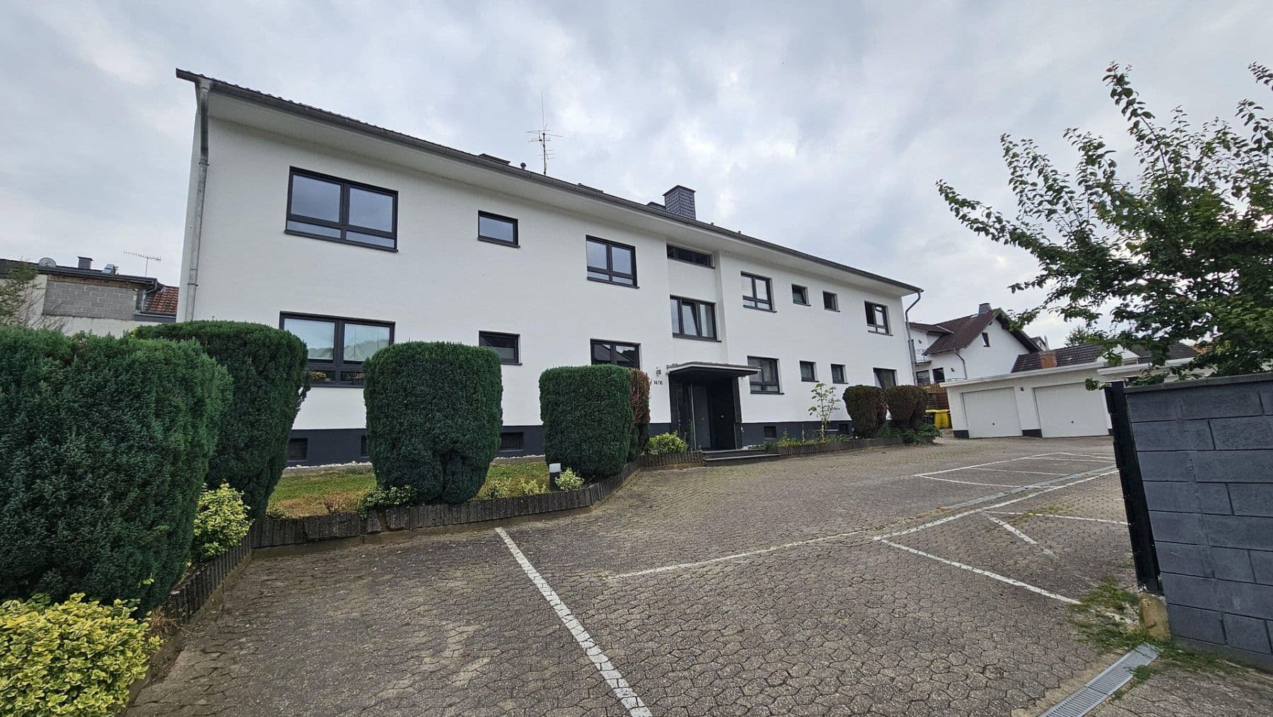 Prenájom bytu 3-izbový 92 m², Raiffeisenstraße 14-16, Remagen, Porýnie-Falcko Prenájom bytu 3-izbový 92 m², Raiffeisenstraße 14-16, Remagen, Porýnie-Falcko