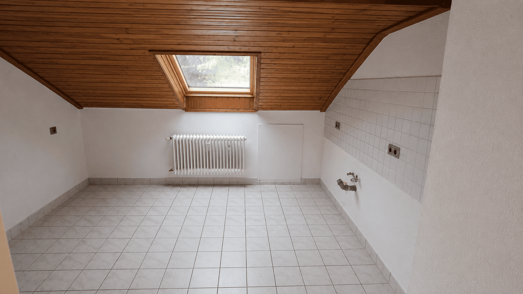 Prenájom bytu 3-izbový 92 m², Raiffeisenstraße 14-16, Remagen, Porýnie-Falcko Prenájom bytu 3-izbový 92 m², Raiffeisenstraße 14-16, Remagen, Porýnie-Falcko