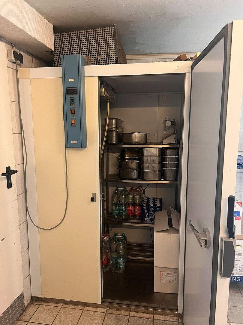 Predaj nebytového priestoru 170 m², MarktStrasse 9, Alfeld (Leine), Dolné Sasko Predaj nebytového priestoru 170 m², MarktStrasse 9, Alfeld (Leine), Dolné Sasko