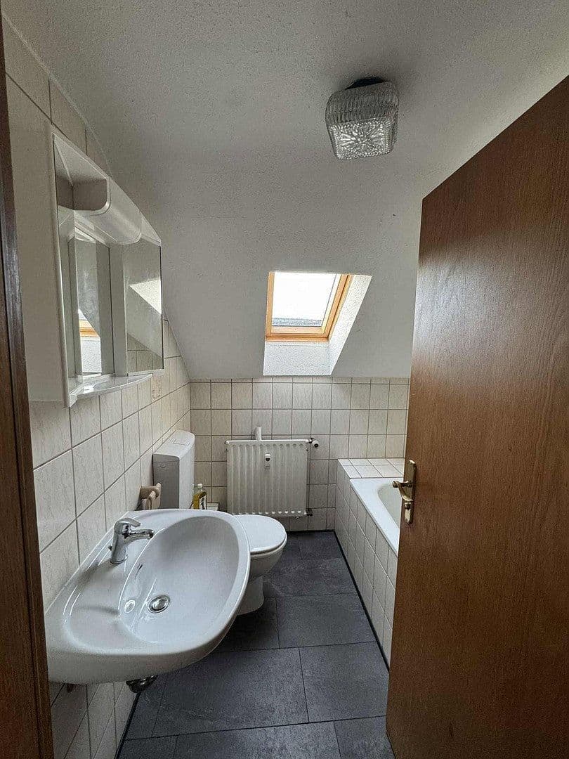 Prenájom bytu 2-izbový 50 m², Sprockhövel, Severné Porýnie - Westfálsko Prenájom bytu 2-izbový 50 m², Sprockhövel, Severné Porýnie - Westfálsko