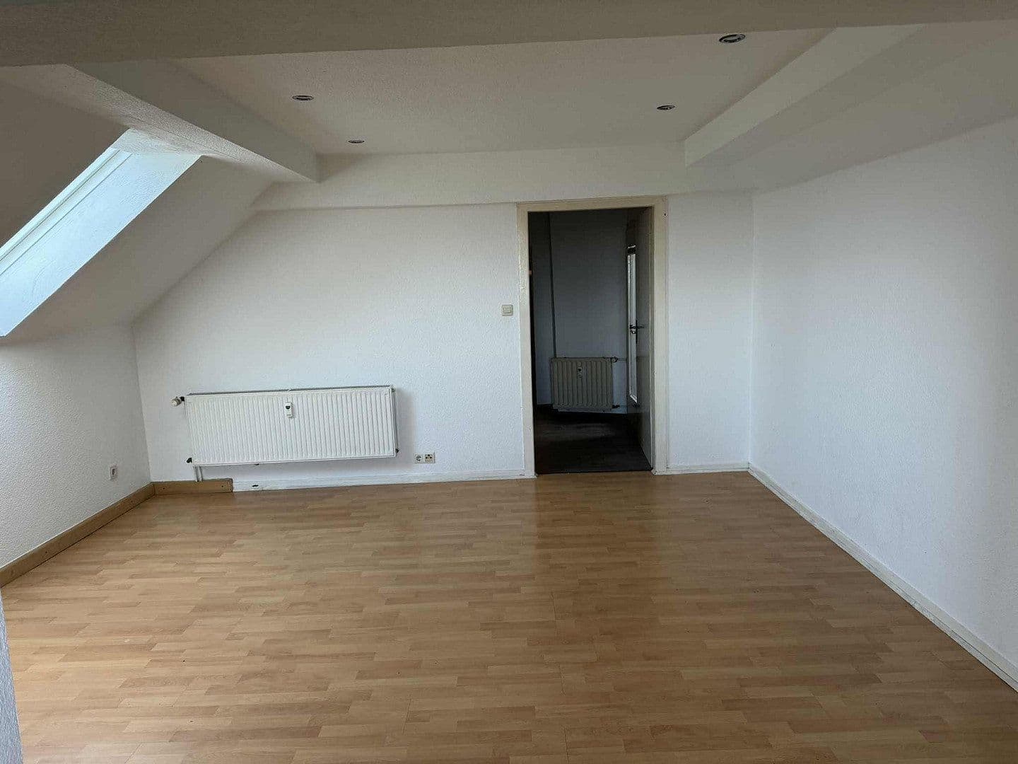 Prenájom bytu 2-izbový 50 m², Sprockhövel, Severné Porýnie - Westfálsko Prenájom bytu 2-izbový 50 m², Sprockhövel, Severné Porýnie - Westfálsko
