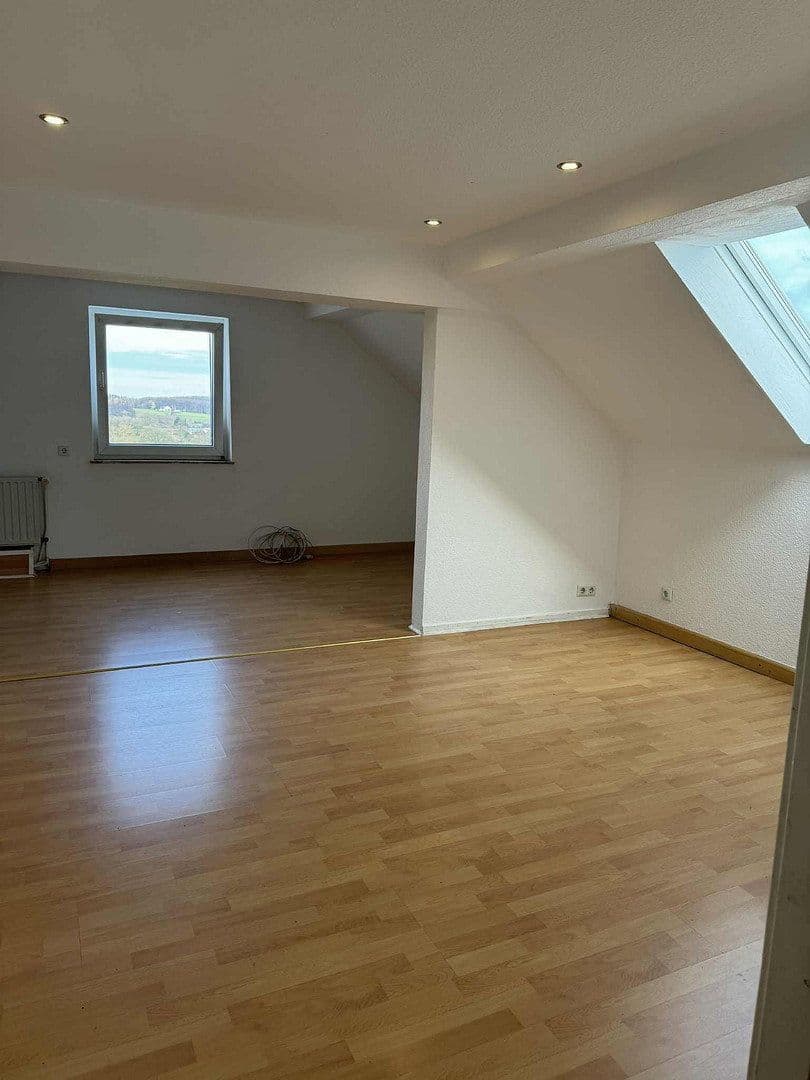 Prenájom bytu 2-izbový 50 m², Sprockhövel, Severné Porýnie - Westfálsko Prenájom bytu 2-izbový 50 m², Sprockhövel, Severné Porýnie - Westfálsko