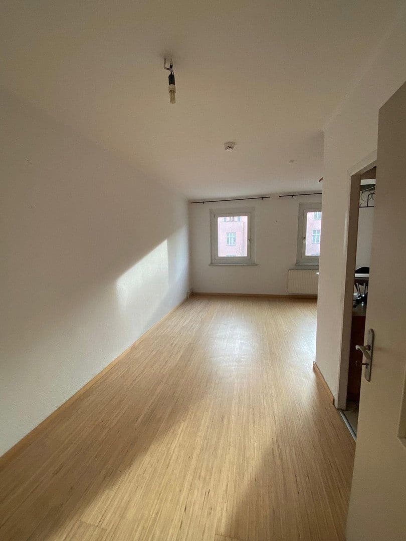 Prenájom bytu 3-izbový 62 m², Torstraße 221, Berlin, Berlín Prenájom bytu 3-izbový 62 m², Torstraße 221, Berlin, Berlín