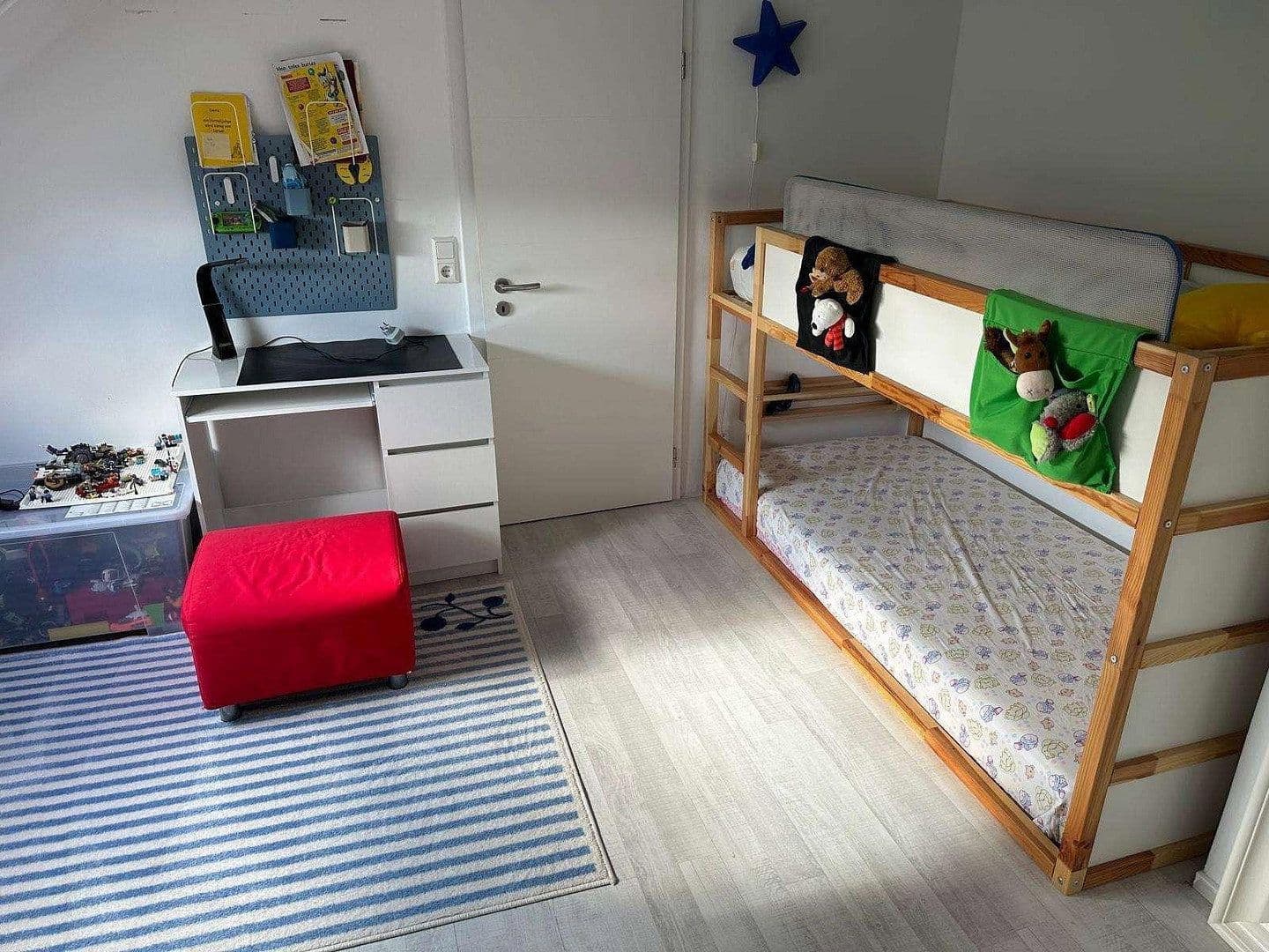 Prenájom bytu 4-izbový 68 m², Schlaterstraße 14, Süßen, Bádensko-Wurttembersko Prenájom bytu 4-izbový 68 m², Schlaterstraße 14, Süßen, Bádensko-Wurttembersko