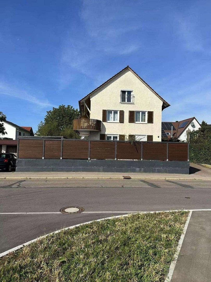 Prenájom bytu 4-izbový 68 m², Schlaterstraße 14, Süßen, Bádensko-Wurttembersko Prenájom bytu 4-izbový 68 m², Schlaterstraße 14, Süßen, Bádensko-Wurttembersko