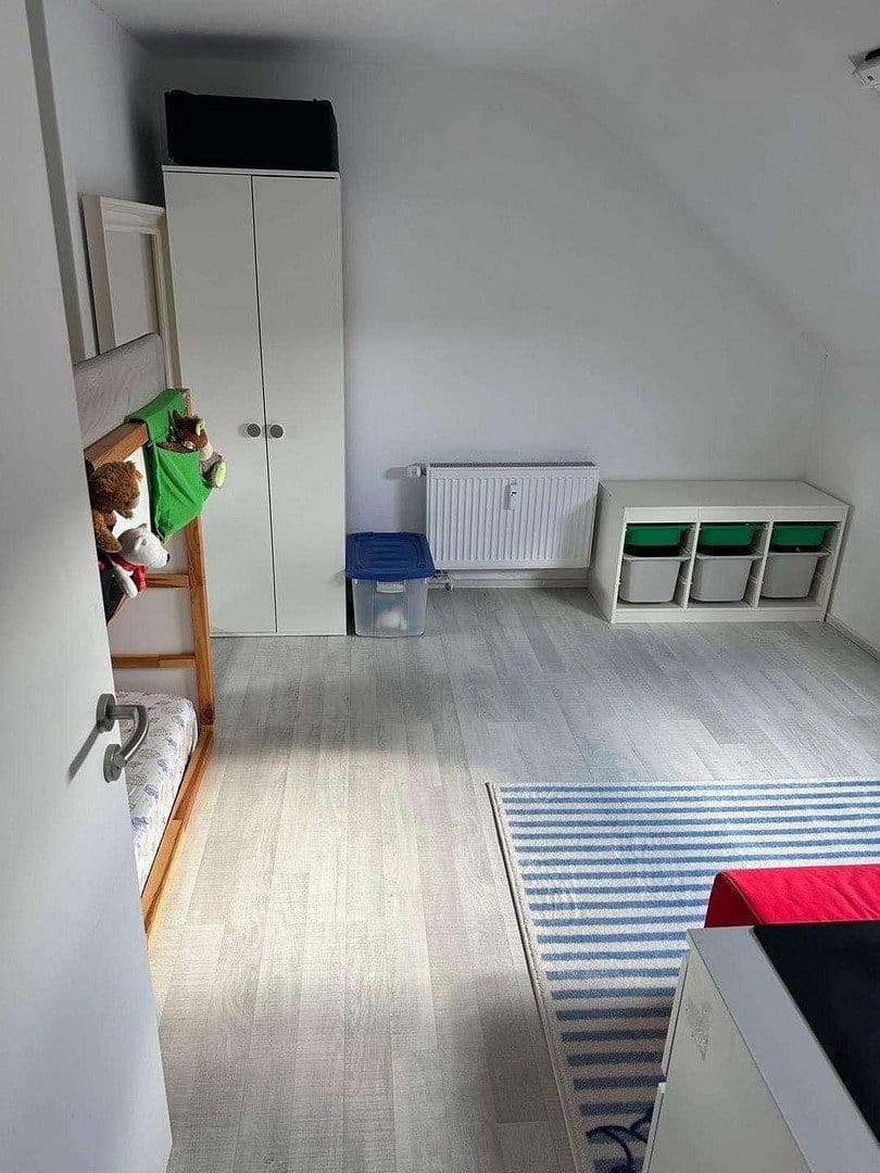 Prenájom bytu 4-izbový 68 m², Schlaterstraße 14, Süßen, Bádensko-Wurttembersko Prenájom bytu 4-izbový 68 m², Schlaterstraße 14, Süßen, Bádensko-Wurttembersko