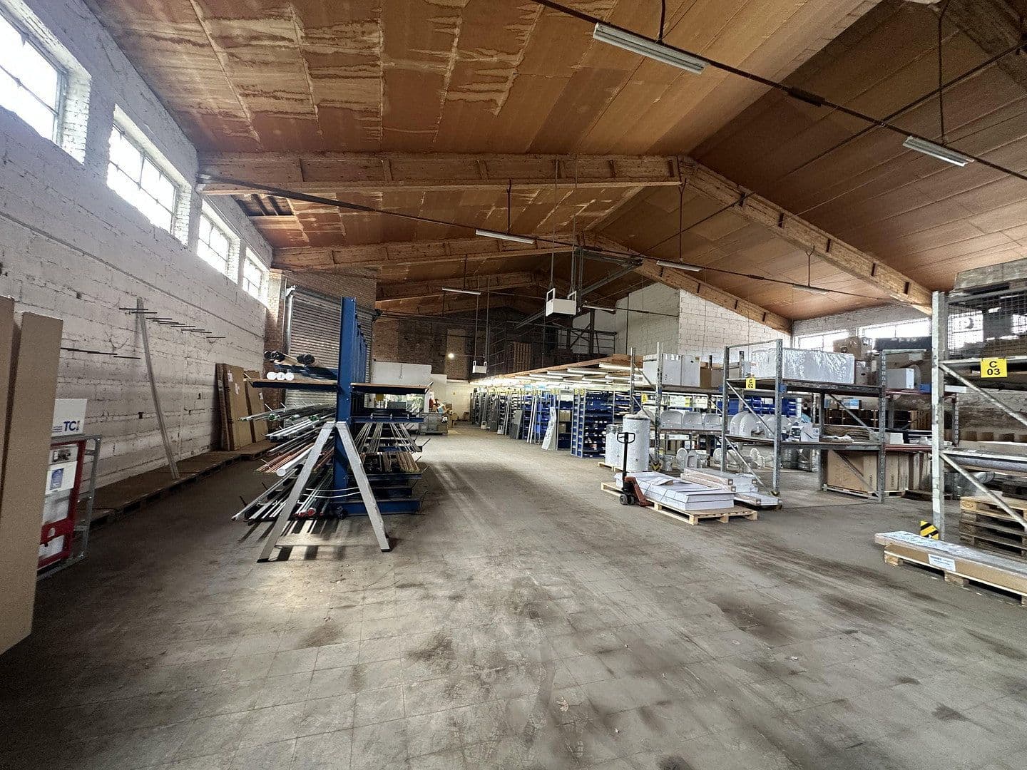 Prenájom nebytového priestoru 500 m², Obere Hilgenstock 2, Warburg, Severné Porýnie - Westfálsko Prenájom nebytového priestoru 500 m², Obere Hilgenstock 2, Warburg, Severné Porýnie - Westfálsko
