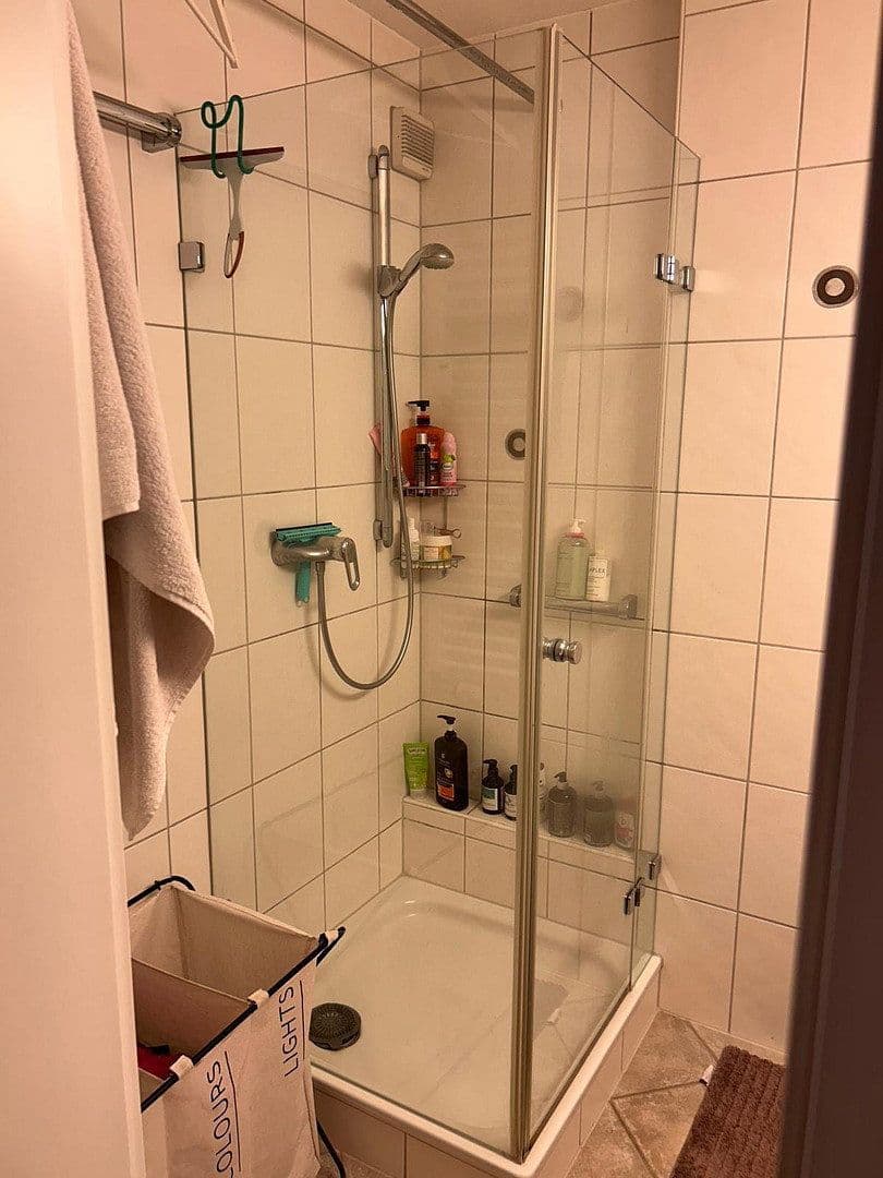 Prenájom bytu 3-izbový 87 m², Roherer Höhe 7, Stuttgart, Bádensko-Wurttembersko Prenájom bytu 3-izbový 87 m², Roherer Höhe 7, Stuttgart, Bádensko-Wurttembersko