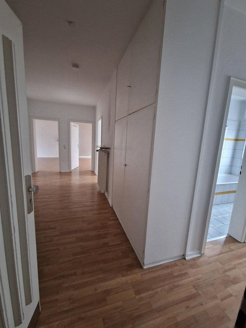 Prenájom bytu 3-izbový 96 m², Prinz-Friedrich-Karl-Str. 10, Dortmund, Severné Porýnie - Westfálsko Prenájom bytu 3-izbový 96 m², Prinz-Friedrich-Karl-Str. 10, Dortmund, Severné Porýnie - Westfálsko
