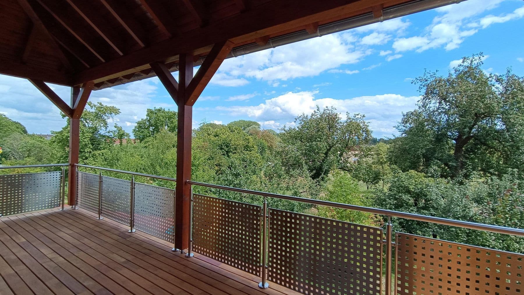 Prenájom bytu 3-izbový 108 m², Kehl, Bádensko-Wurttembersko Prenájom bytu 3-izbový 108 m², Kehl, Bádensko-Wurttembersko