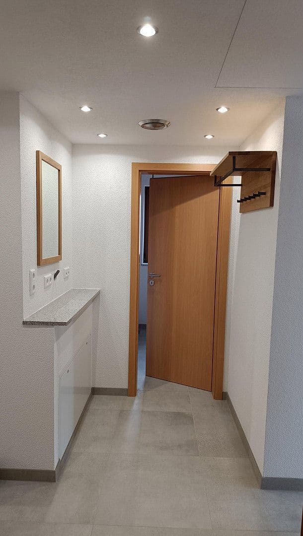 Prenájom bytu 3-izbový 108 m², Kehl, Bádensko-Wurttembersko Prenájom bytu 3-izbový 108 m², Kehl, Bádensko-Wurttembersko