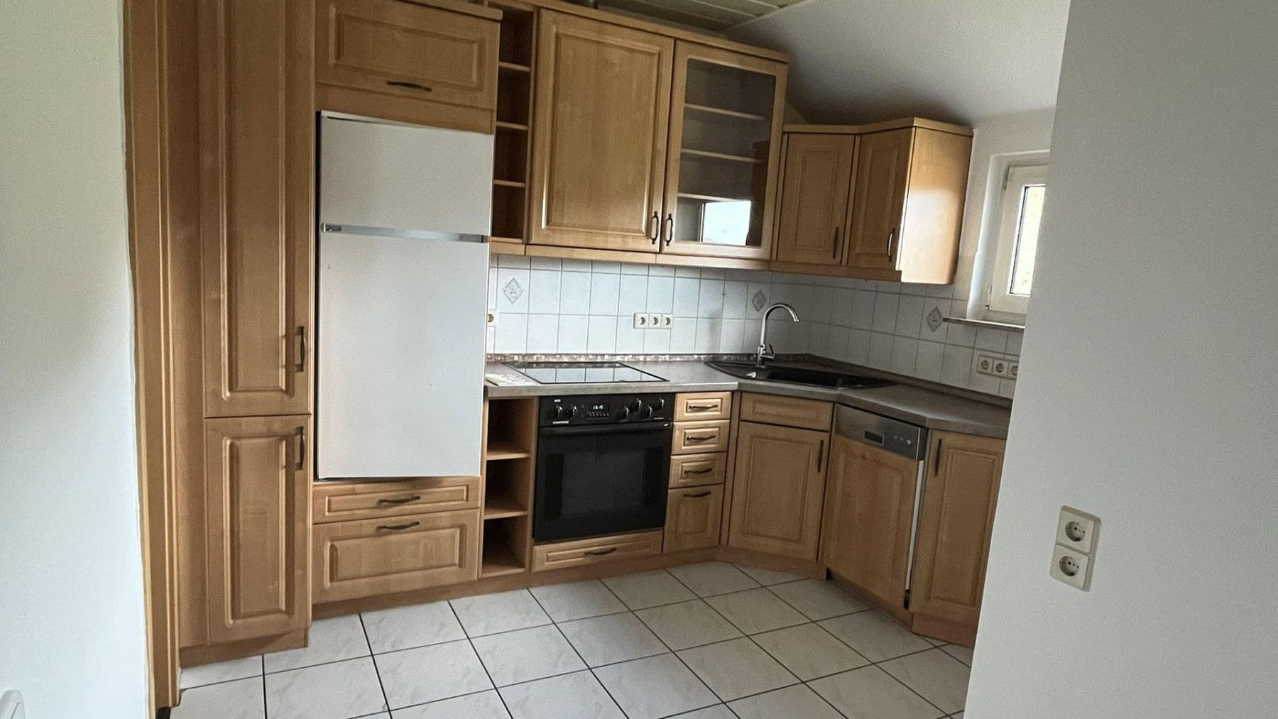 Prenájom bytu 4-izbový 90 m², Hochstraße 50, Gummersbach, Severné Porýnie - Westfálsko Prenájom bytu 4-izbový 90 m², Hochstraße 50, Gummersbach, Severné Porýnie - Westfálsko