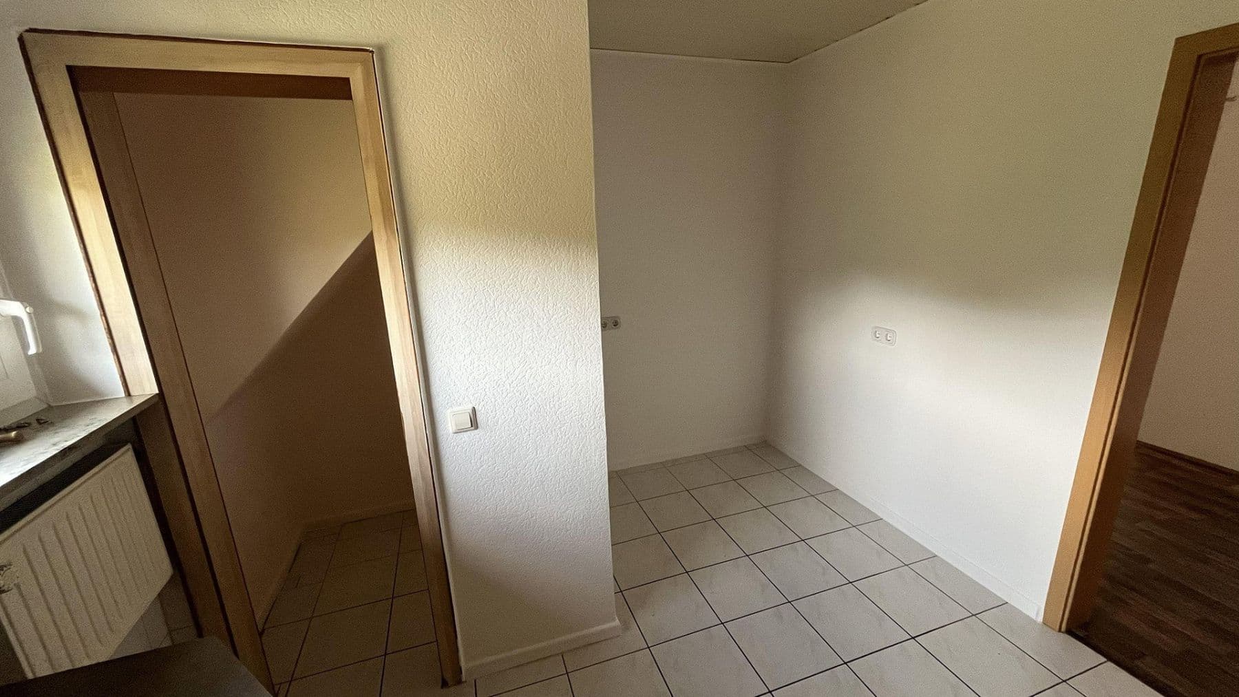Prenájom bytu 4-izbový 90 m², Hochstraße 50, Gummersbach, Severné Porýnie - Westfálsko Prenájom bytu 4-izbový 90 m², Hochstraße 50, Gummersbach, Severné Porýnie - Westfálsko