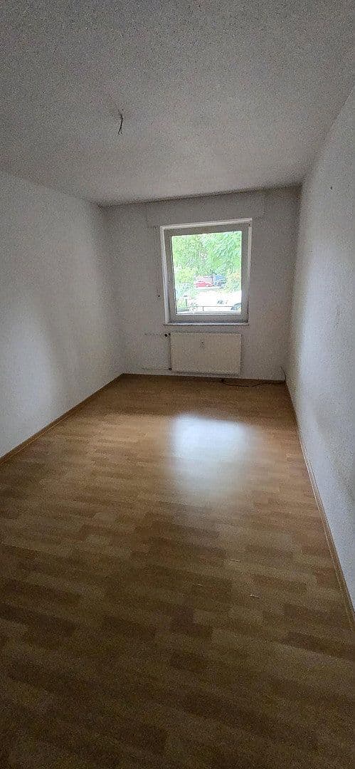 Prenájom bytu 2-izbový 66 m², Klosterstr. 5, Duisburg, Severné Porýnie - Westfálsko Prenájom bytu 2-izbový 66 m², Klosterstr. 5, Duisburg, Severné Porýnie - Westfálsko