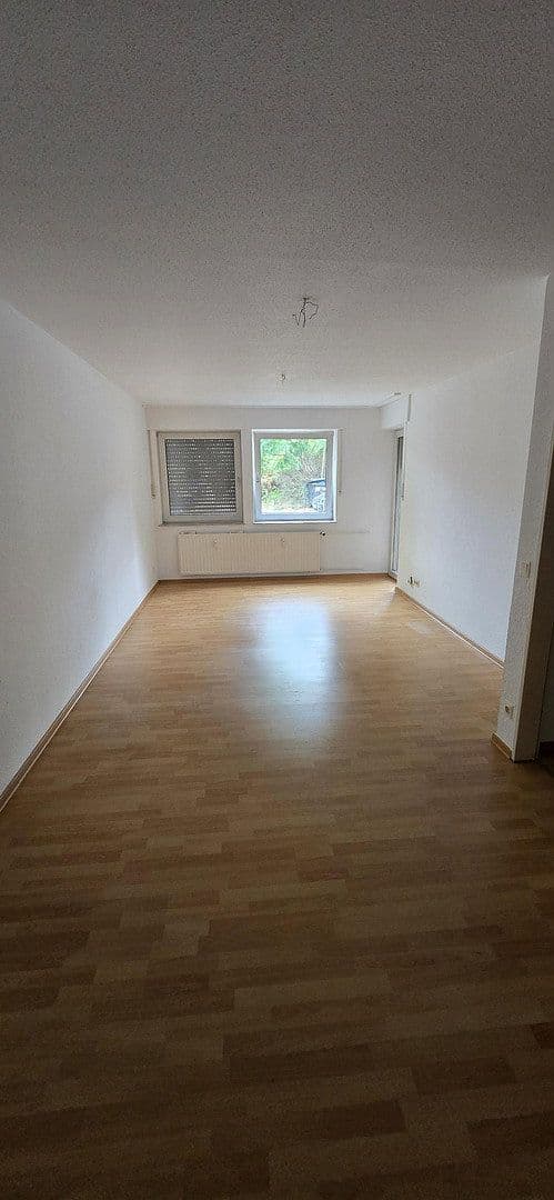 Prenájom bytu 2-izbový 66 m², Klosterstr. 5, Duisburg, Severné Porýnie - Westfálsko Prenájom bytu 2-izbový 66 m², Klosterstr. 5, Duisburg, Severné Porýnie - Westfálsko
