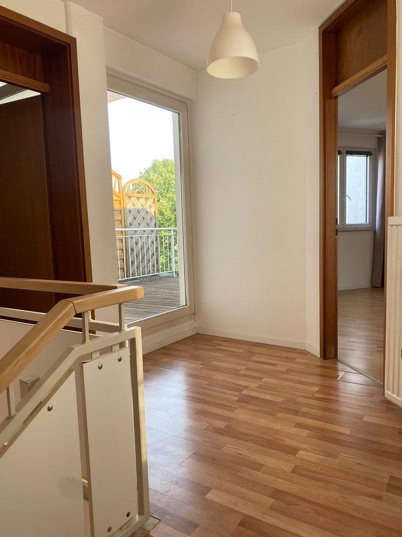 Predaj domu 189 m², pozemok 292 m², Bonn, Severné Porýnie - Westfálsko Predaj domu 189 m², pozemok 292 m², Bonn, Severné Porýnie - Westfálsko