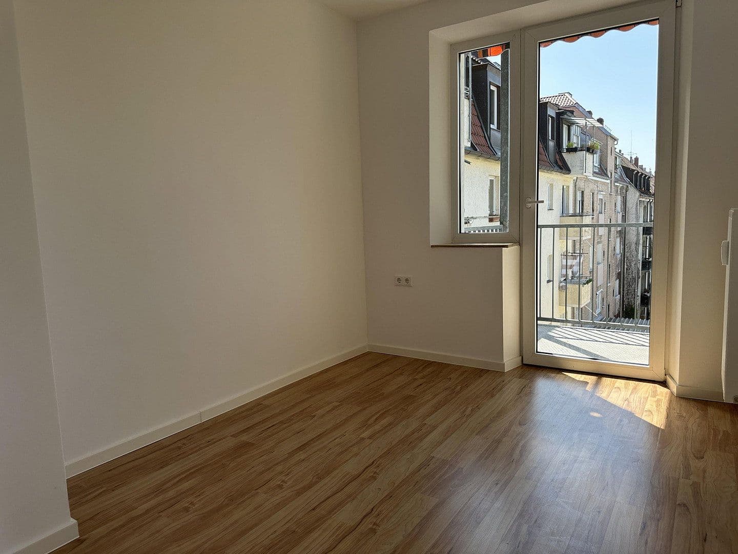 Prenájom bytu 4-izbový 71 m², Hallerstraße 23, Nürnberg, Bavorsko Prenájom bytu 4-izbový 71 m², Hallerstraße 23, Nürnberg, Bavorsko
