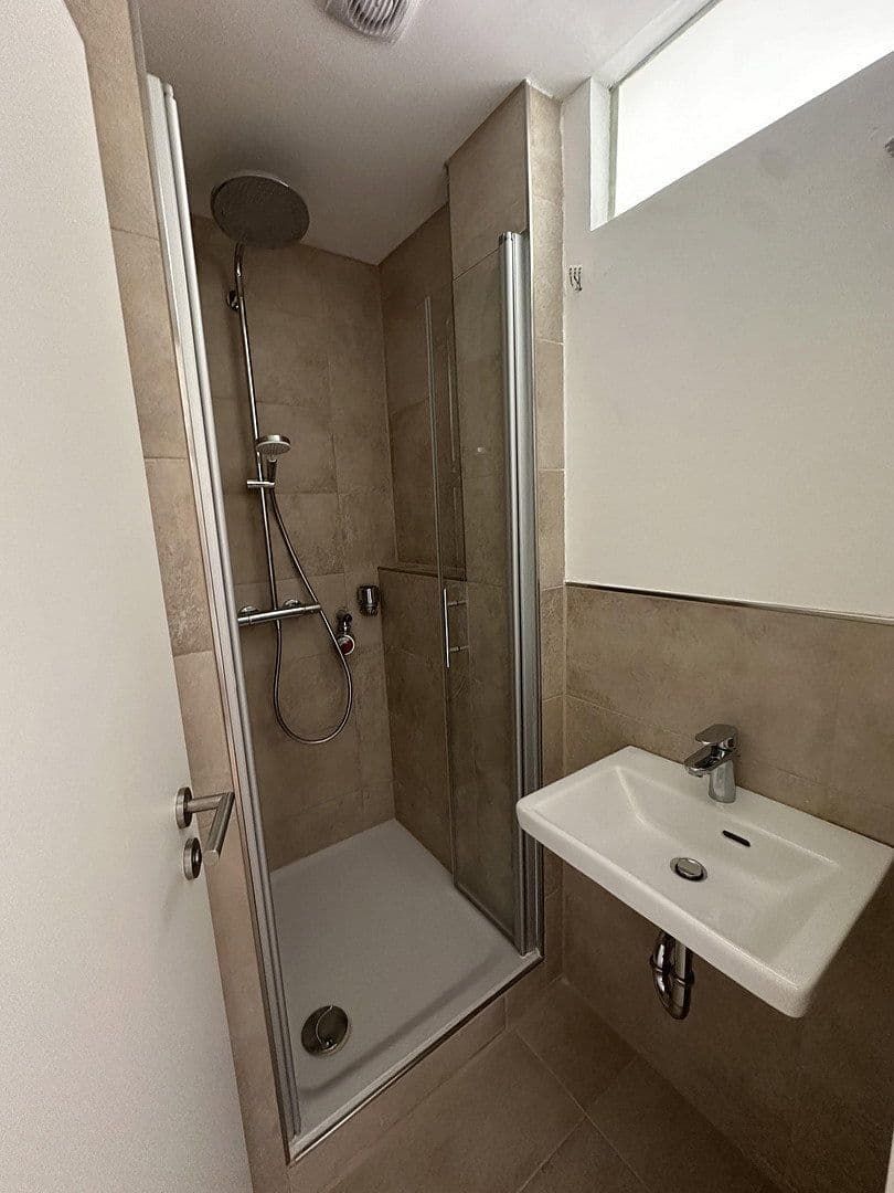 Prenájom bytu 4-izbový 71 m², Hallerstraße 23, Nürnberg, Bavorsko Prenájom bytu 4-izbový 71 m², Hallerstraße 23, Nürnberg, Bavorsko