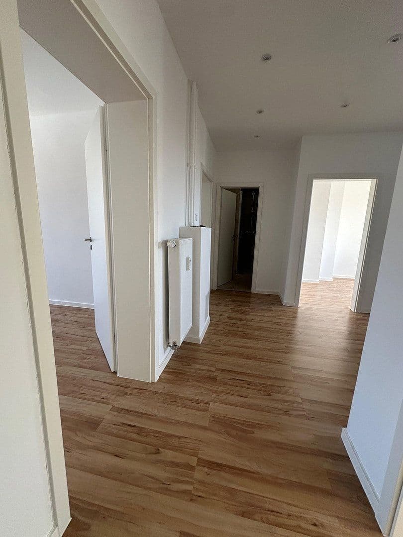 Prenájom bytu 4-izbový 71 m², Hallerstraße 23, Nürnberg, Bavorsko Prenájom bytu 4-izbový 71 m², Hallerstraße 23, Nürnberg, Bavorsko