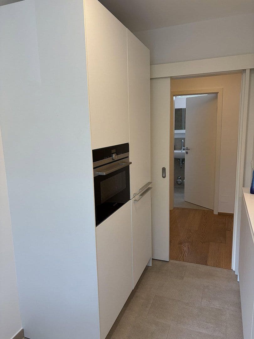 Prenájom bytu 2-izbový 66 m², Mauerkircherstraße 85, München, Bavorsko Prenájom bytu 2-izbový 66 m², Mauerkircherstraße 85, München, Bavorsko